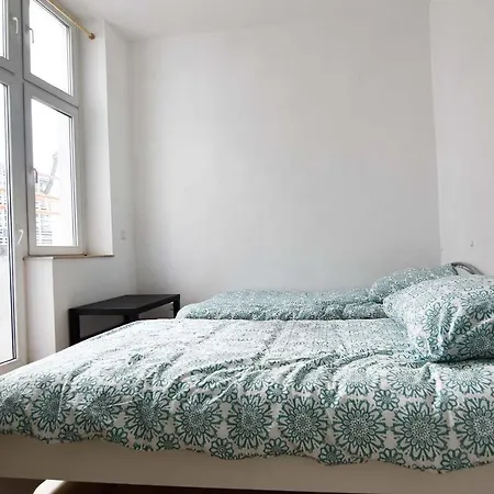 Mit 2 Schlafzimmern * Bergisch Gladbach
